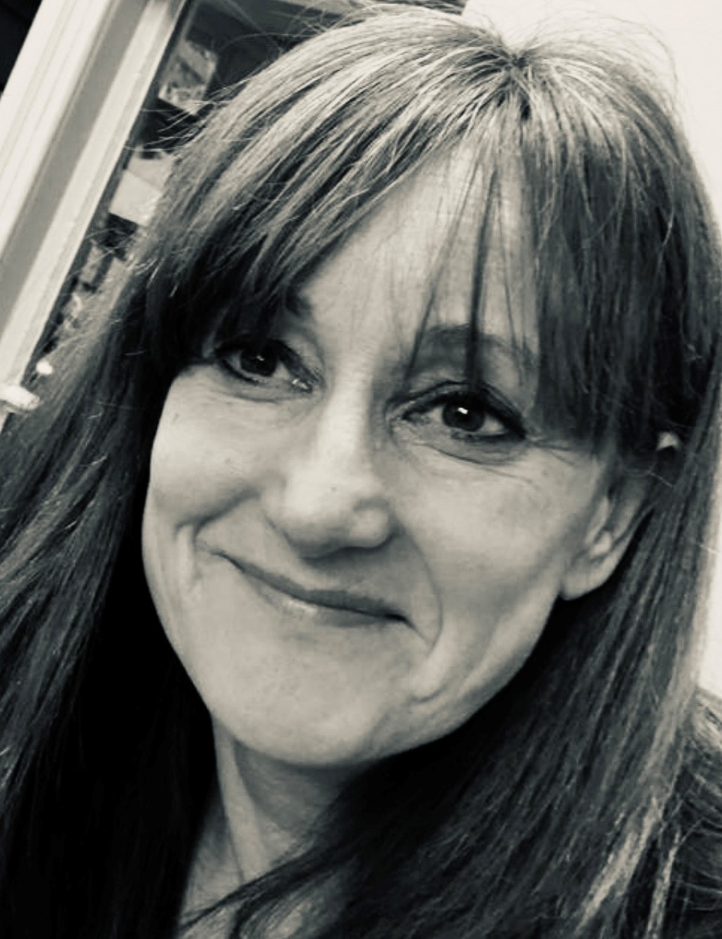 Niki — breathwork coach and psychotherapist